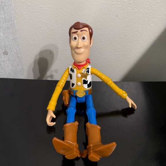 2017 Mattel Toy Story Woody Cowboy 9" Action Figure Disney Pixar No Accessories - Picture 2 of 9